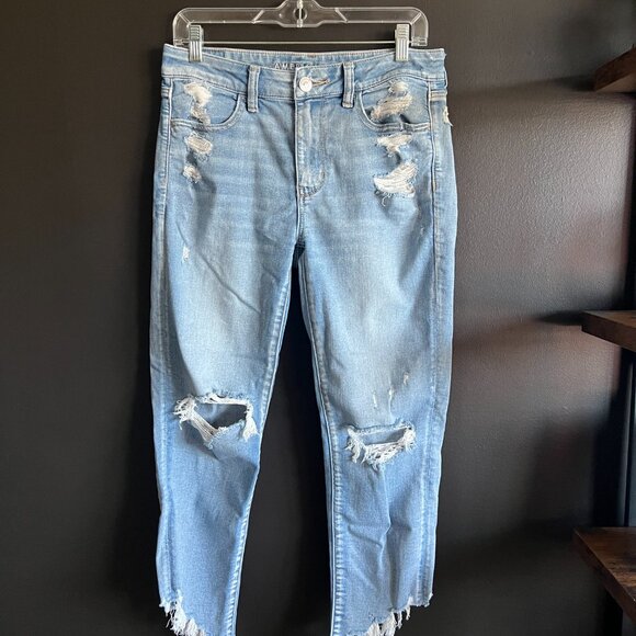 AEO Next Level Stretch Frayed Light Wash Jean - Picture 3 of 3